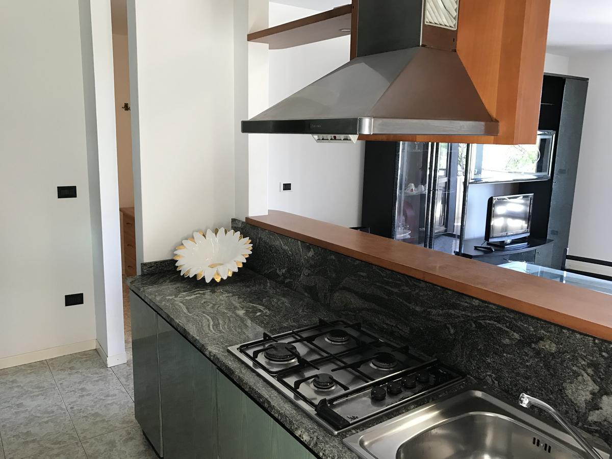 Apartment Dora *